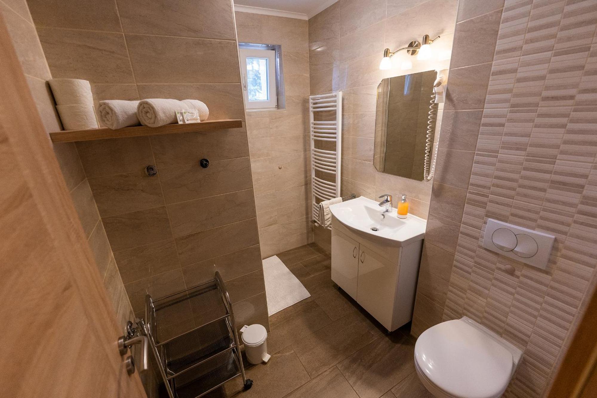 Belvarosi Nemes Apartmanhaz Szekszárd Exteriör bild