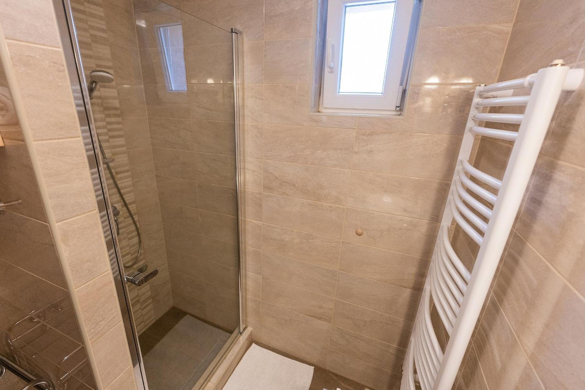 Belvarosi Nemes Apartmanhaz Szekszárd Exteriör bild
