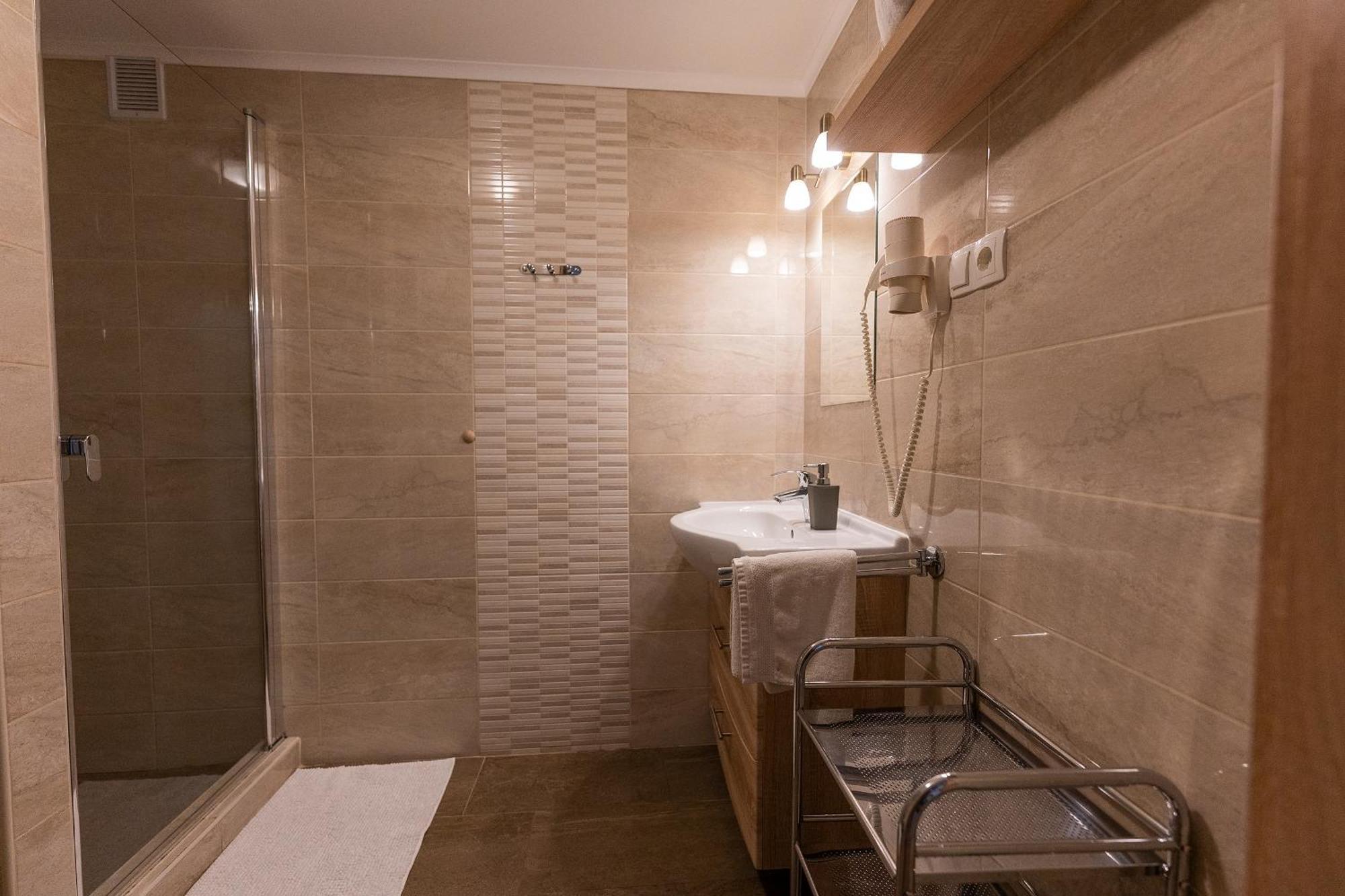 Belvarosi Nemes Apartmanhaz Szekszárd Exteriör bild