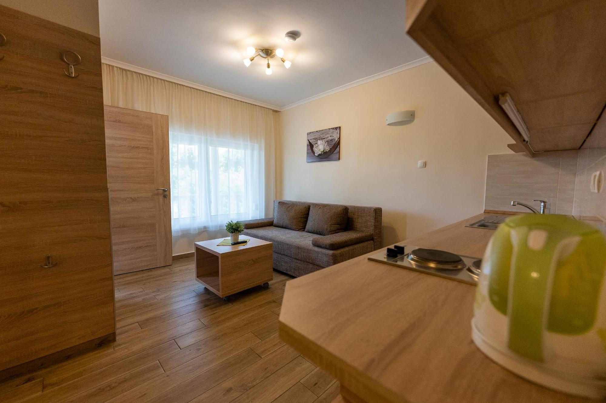 Belvarosi Nemes Apartmanhaz Szekszárd Exteriör bild