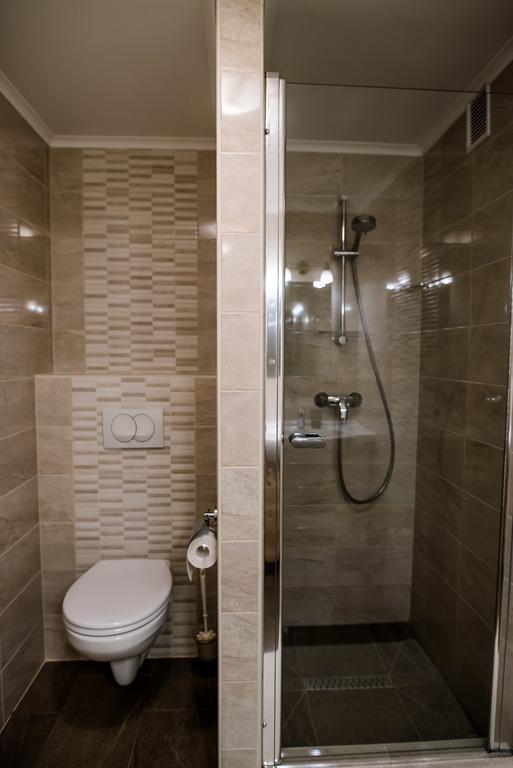 Belvarosi Nemes Apartmanhaz Szekszárd Exteriör bild