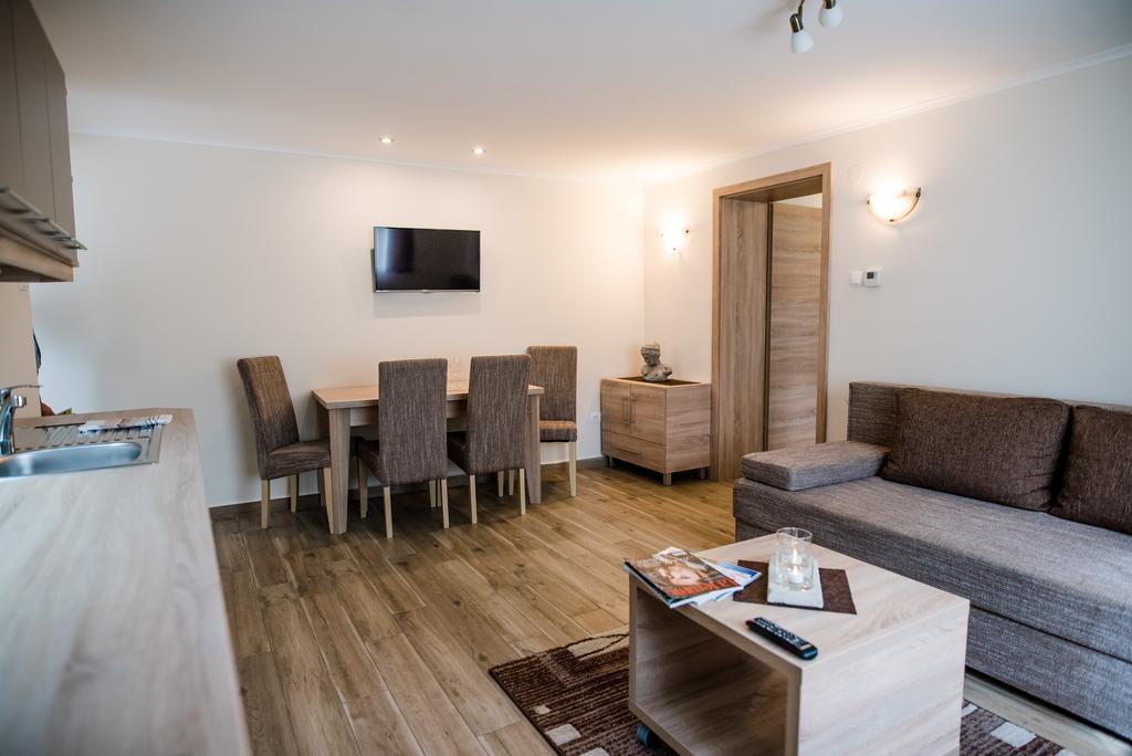 Belvarosi Nemes Apartmanhaz Szekszárd Exteriör bild